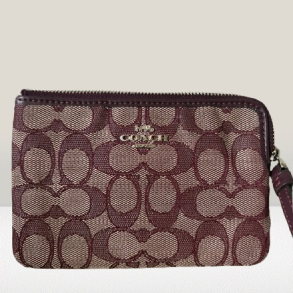 Coach Corner Zip Wristlet